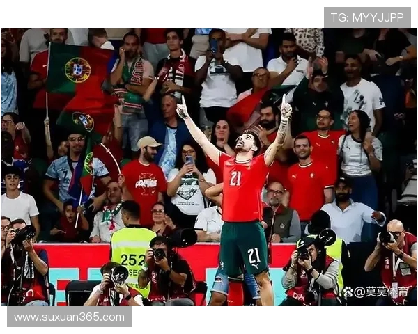 内维斯：与 C 罗梅西过招是荣耀，但巴黎的胜利才是终极目标(1)